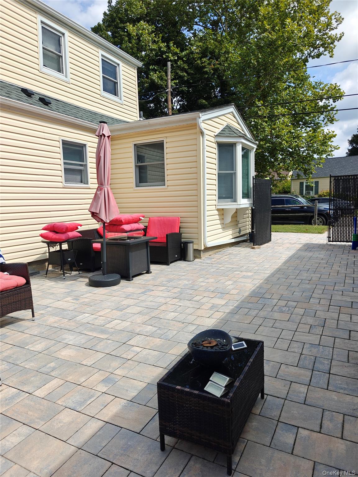 28 High Avenue # 1st floor, Glen Cove, NY 11542