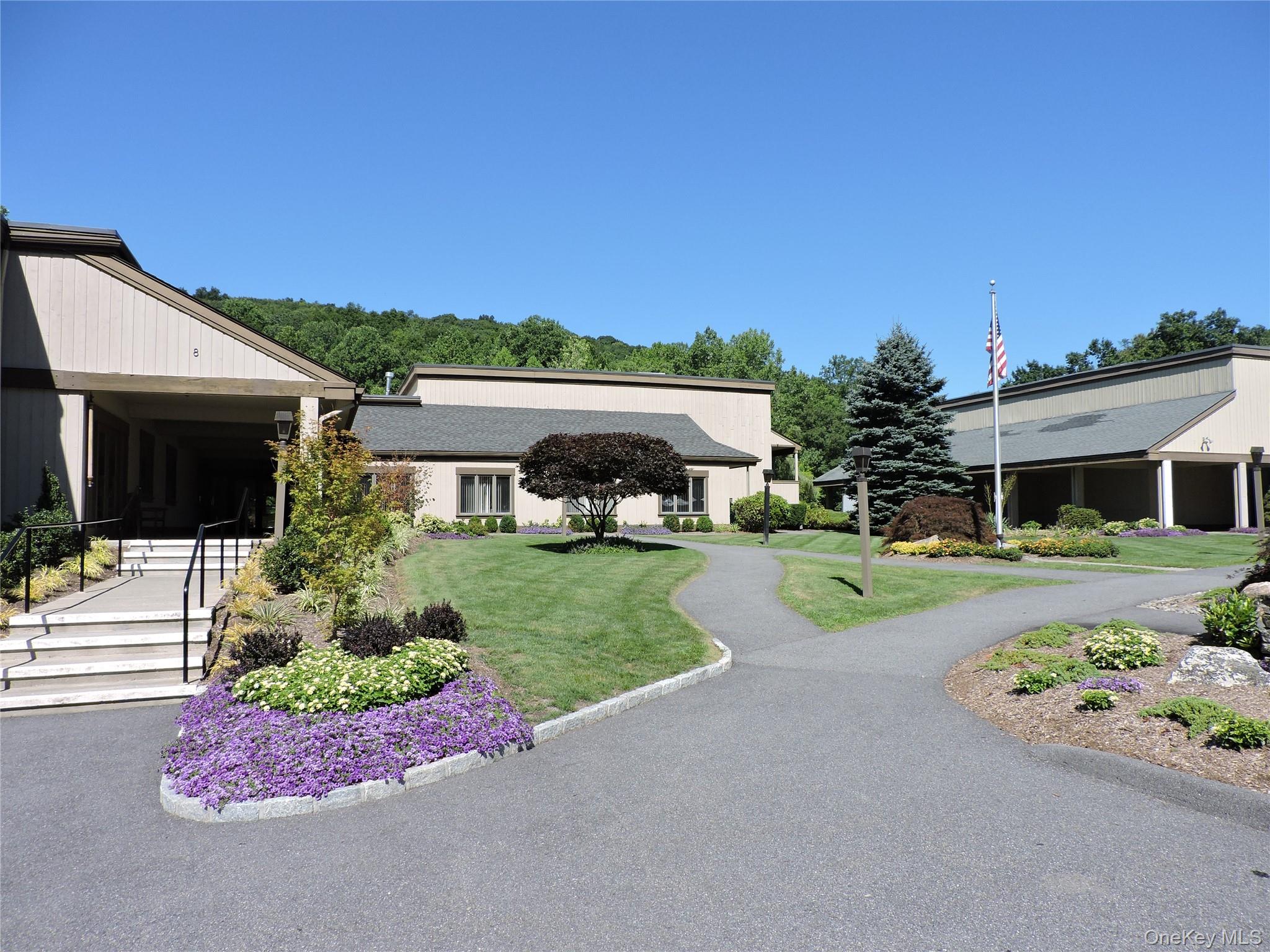 468 Heritage Hills # E, Somers, NY 10589