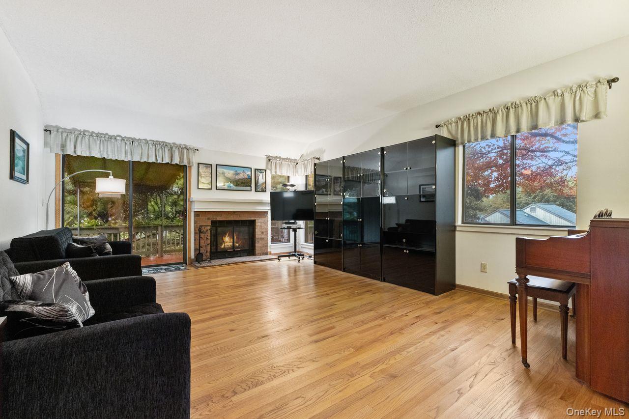 468 Heritage Hills # E, Somers, NY 10589