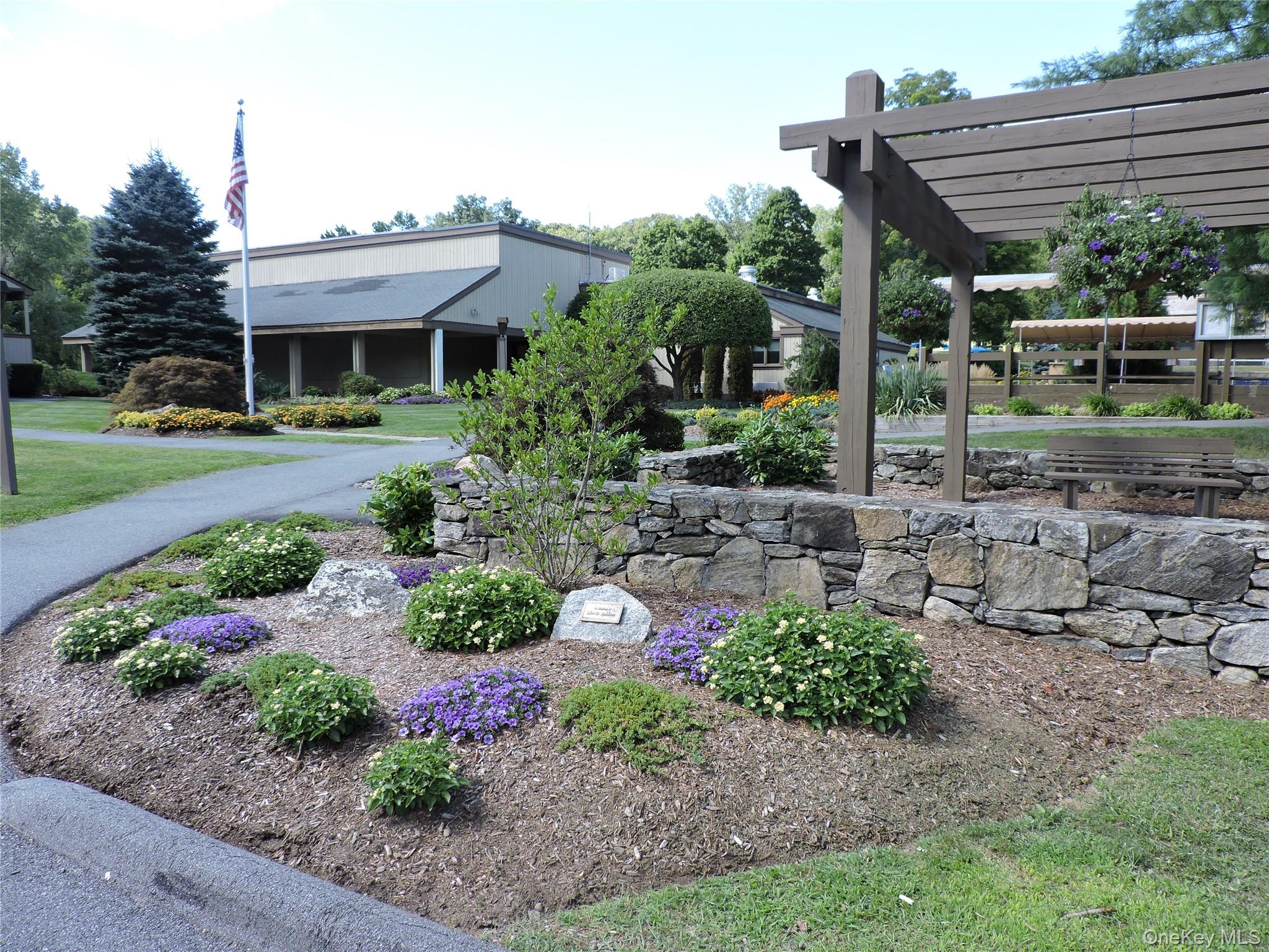 468 Heritage Hills # E, Somers, NY 10589