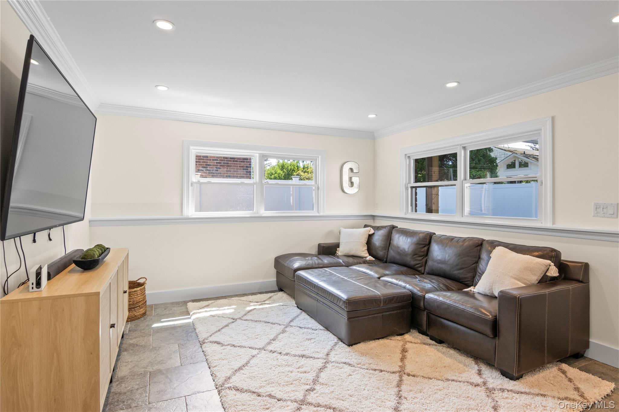 7 Driftwood Drive, Glen Cove, NY 11542