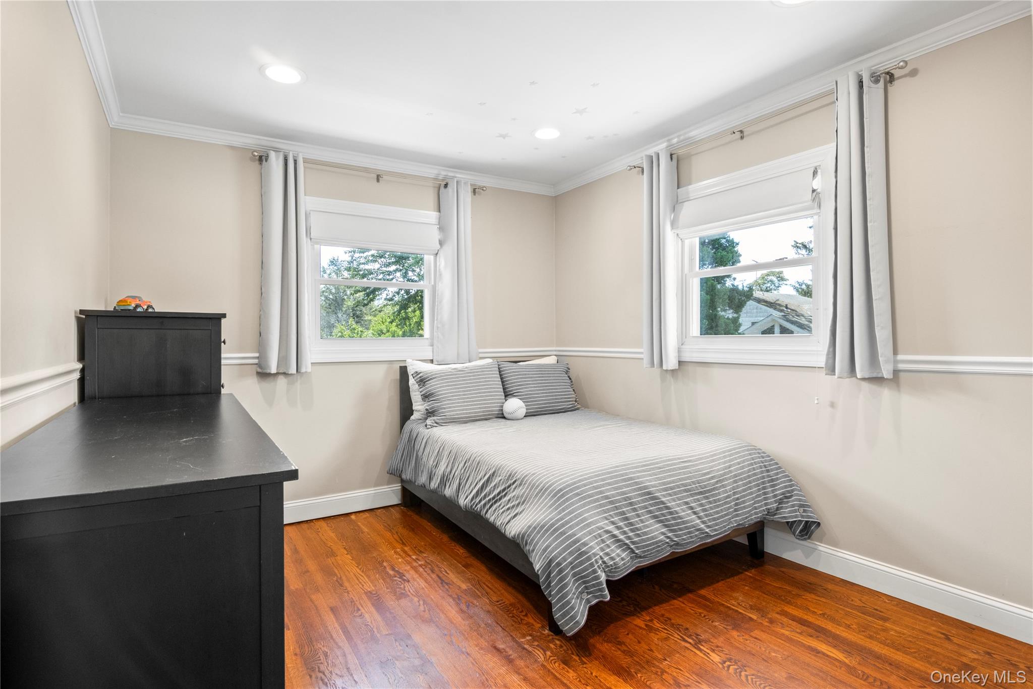 7 Driftwood Drive, Glen Cove, NY 11542