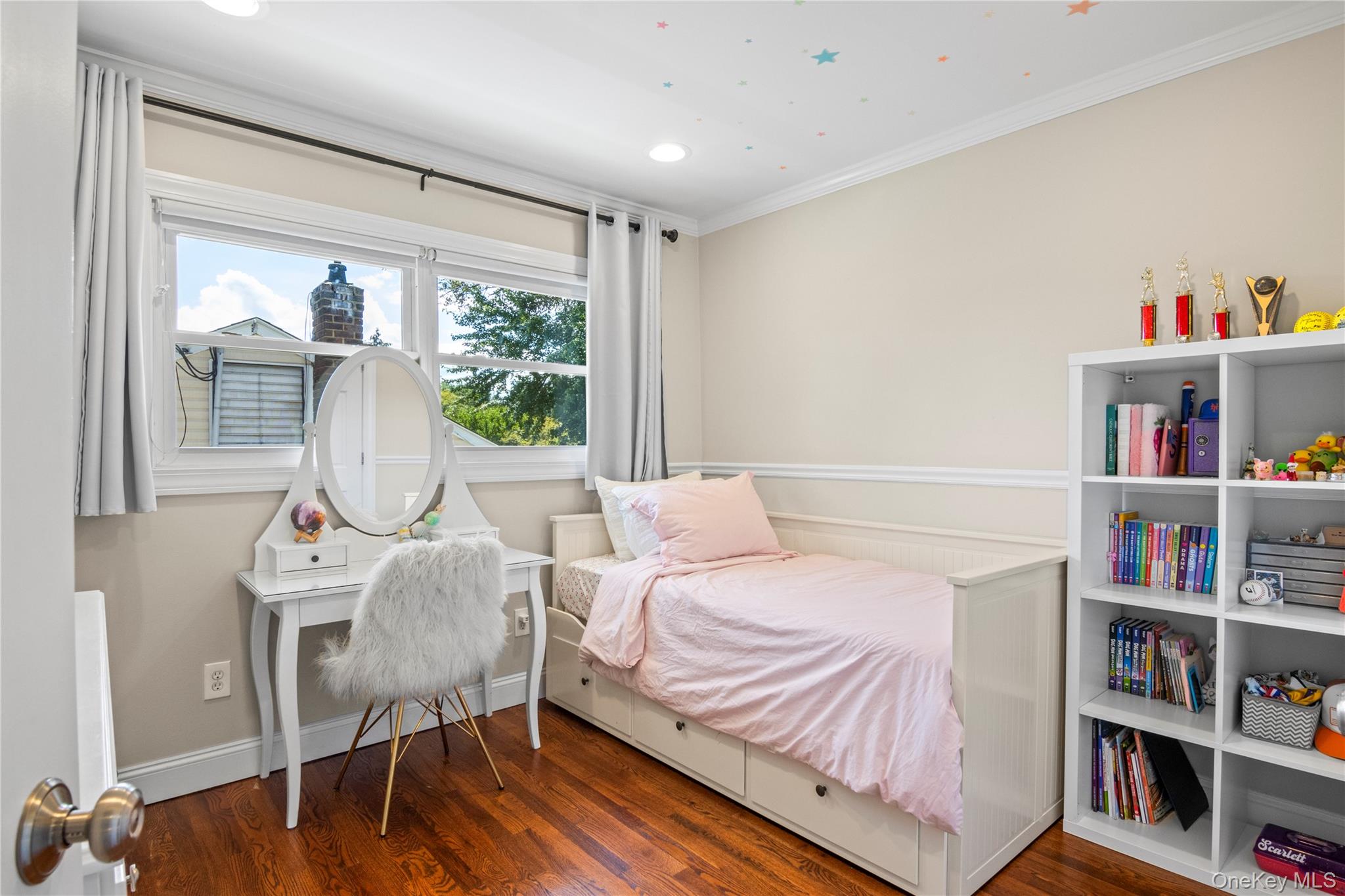 7 Driftwood Drive, Glen Cove, NY 11542