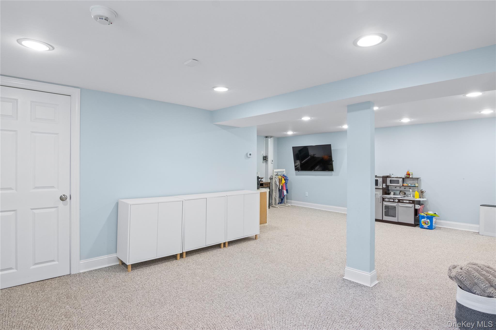 7 Driftwood Drive, Glen Cove, NY 11542