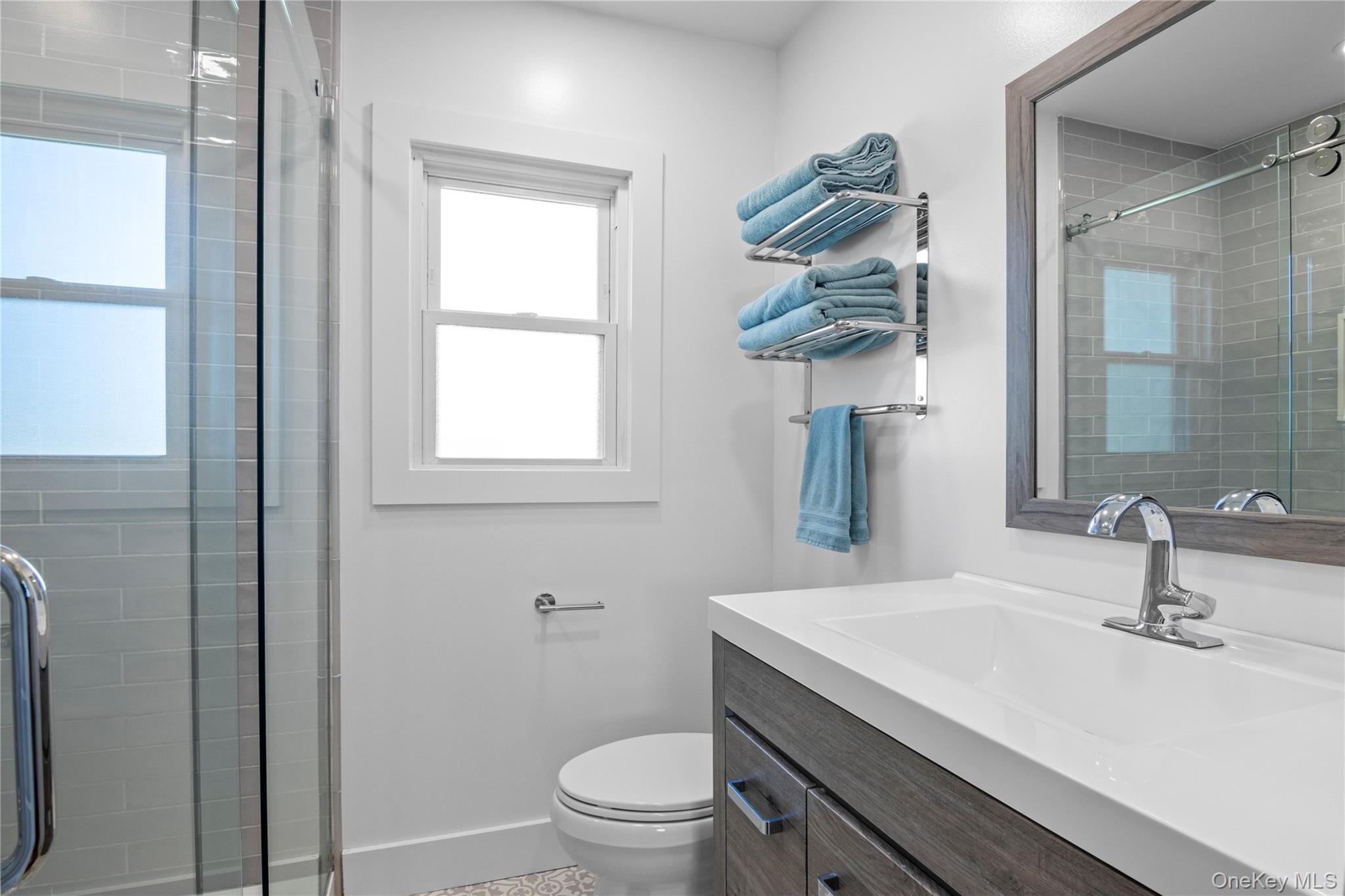 7 Driftwood Drive, Glen Cove, NY 11542