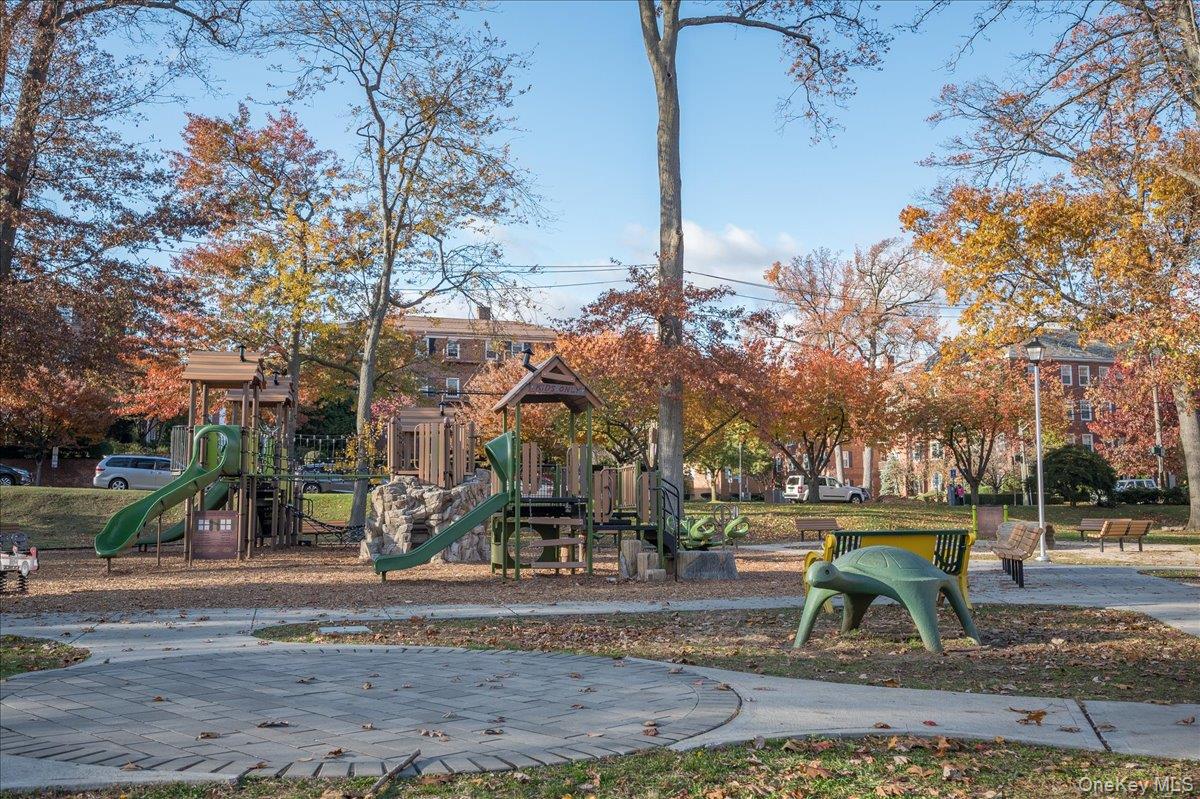 1815 Palmer Avenue # 2V, Larchmont, NY 10538