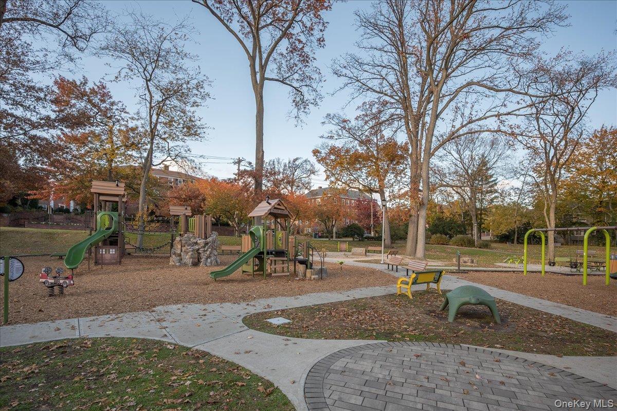 1815 Palmer Avenue # 2V, Larchmont, NY 10538