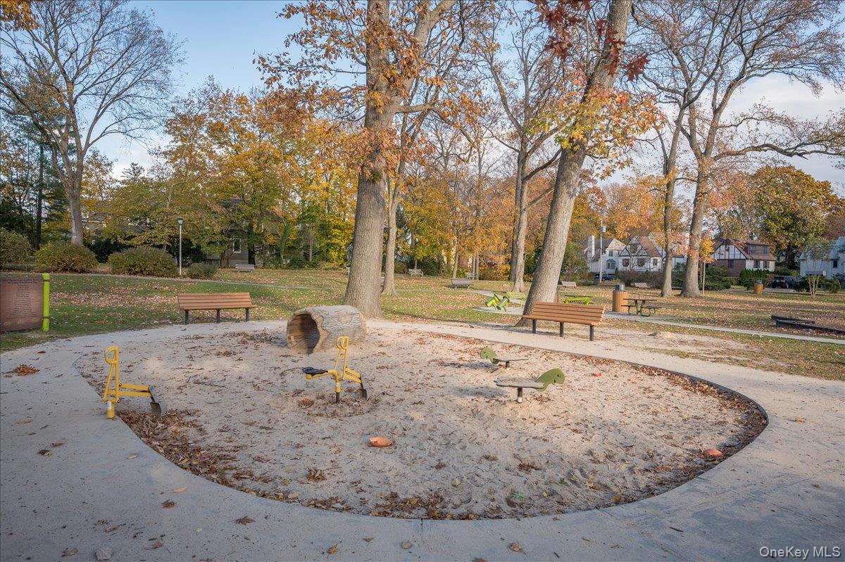 1815 Palmer Avenue # 2V, Larchmont, NY 10538