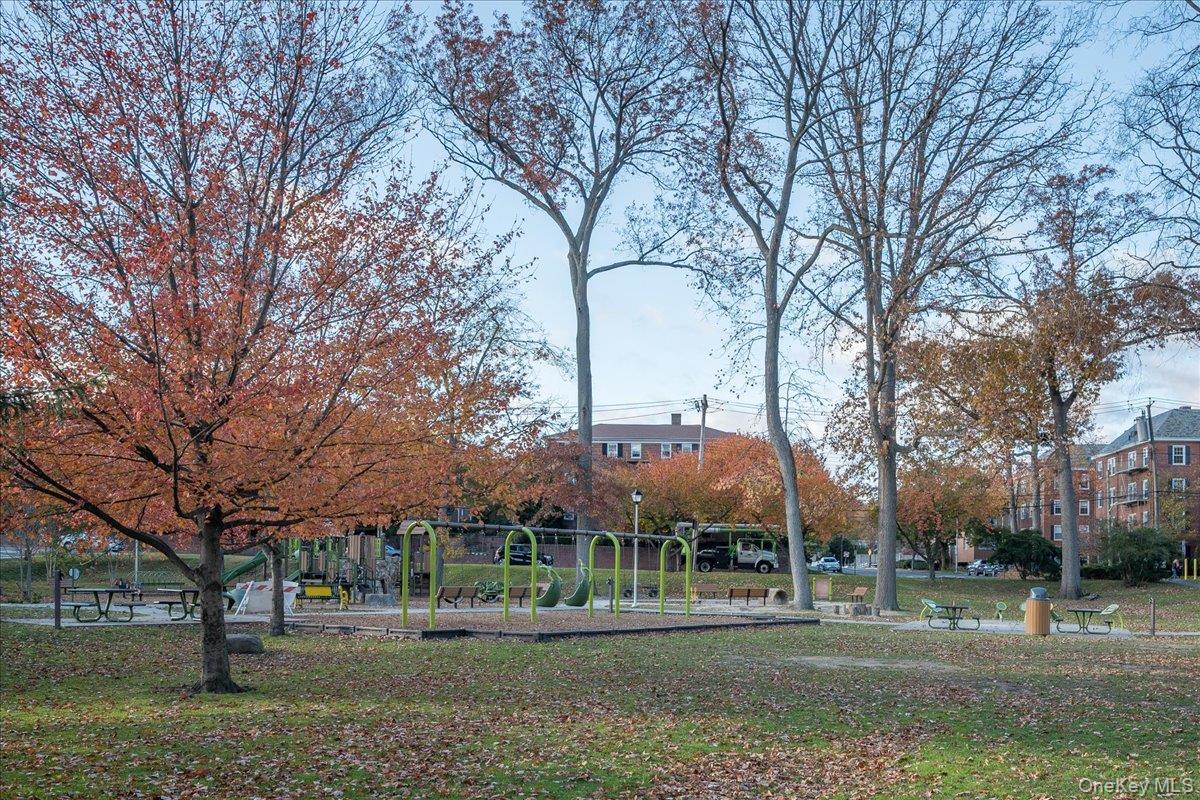 1815 Palmer Avenue # 2V, Larchmont, NY 10538