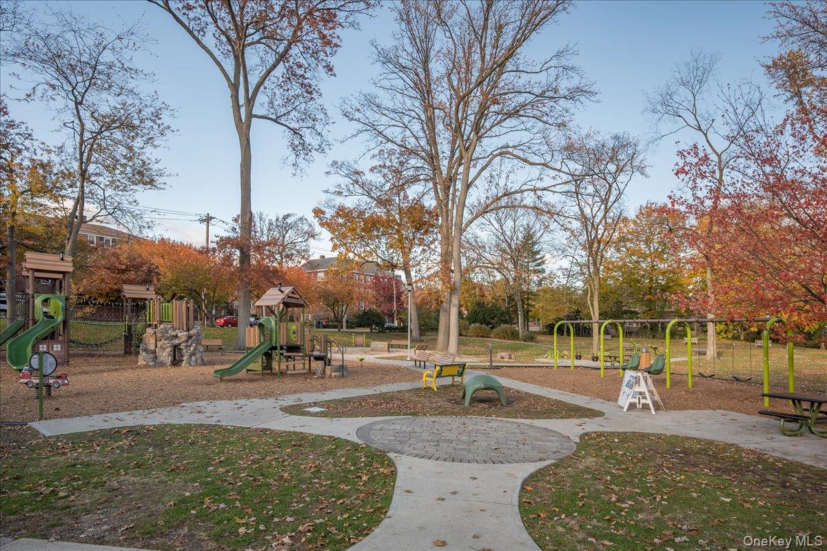 1815 Palmer Avenue # 2V, Larchmont, NY 10538