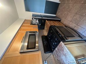 100 West 57th Street # 2G, New York (Manhattan), NY 10019