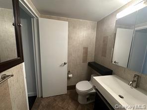 100 West 57th Street # 2G, New York (Manhattan), NY 10019