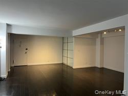 100 West 57th Street # 2G, New York (Manhattan), NY 10019