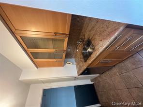 100 West 57th Street # 2G, New York (Manhattan), NY 10019