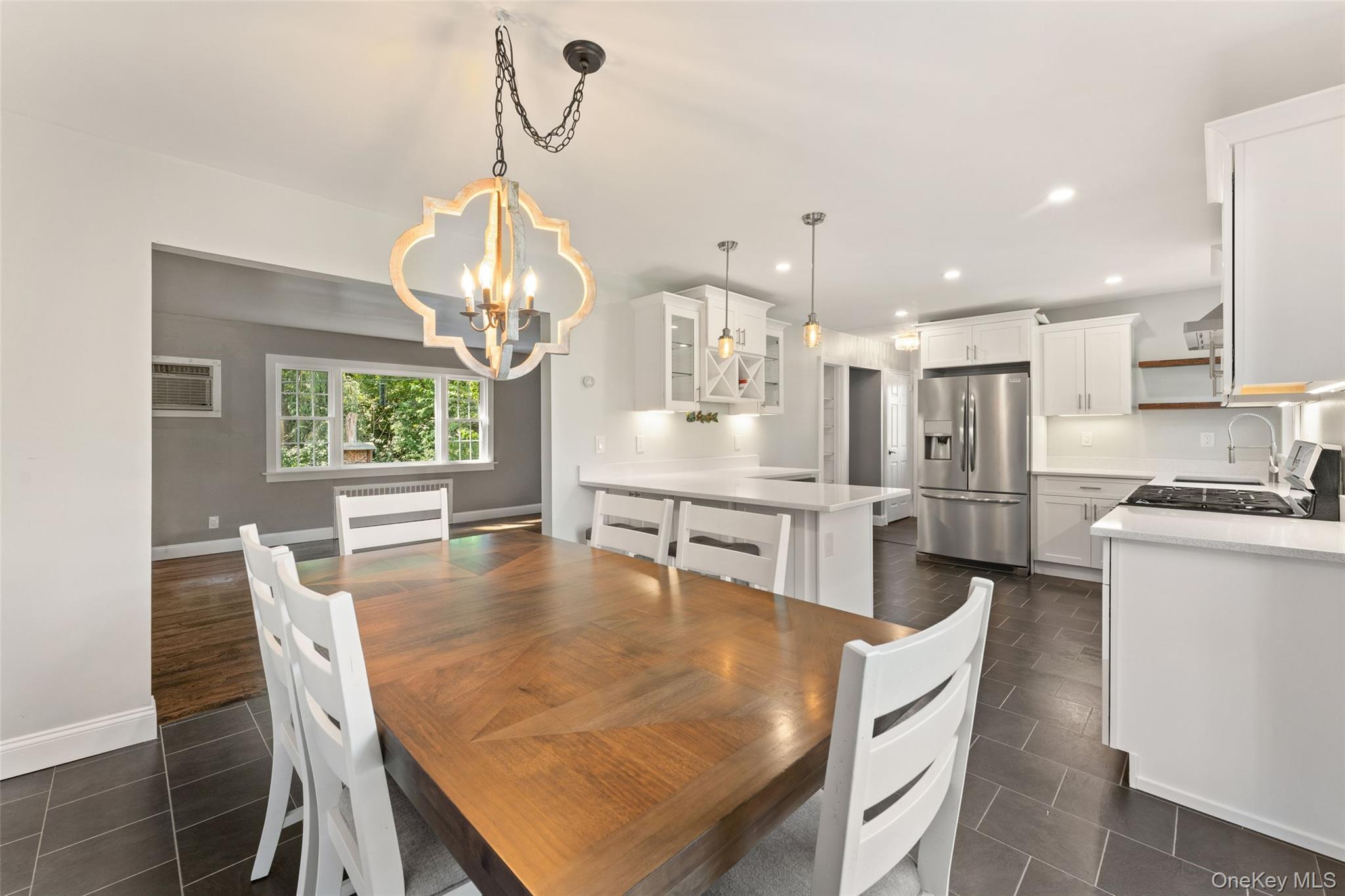 16 Bryn Mawr Parkway, Bronxville, NY 10708