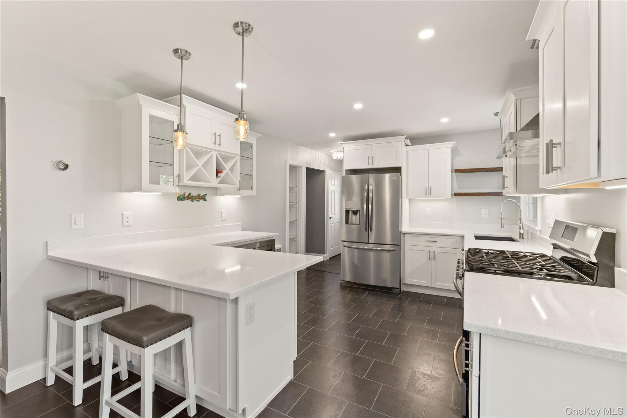 16 Bryn Mawr Parkway, Bronxville, NY 10708