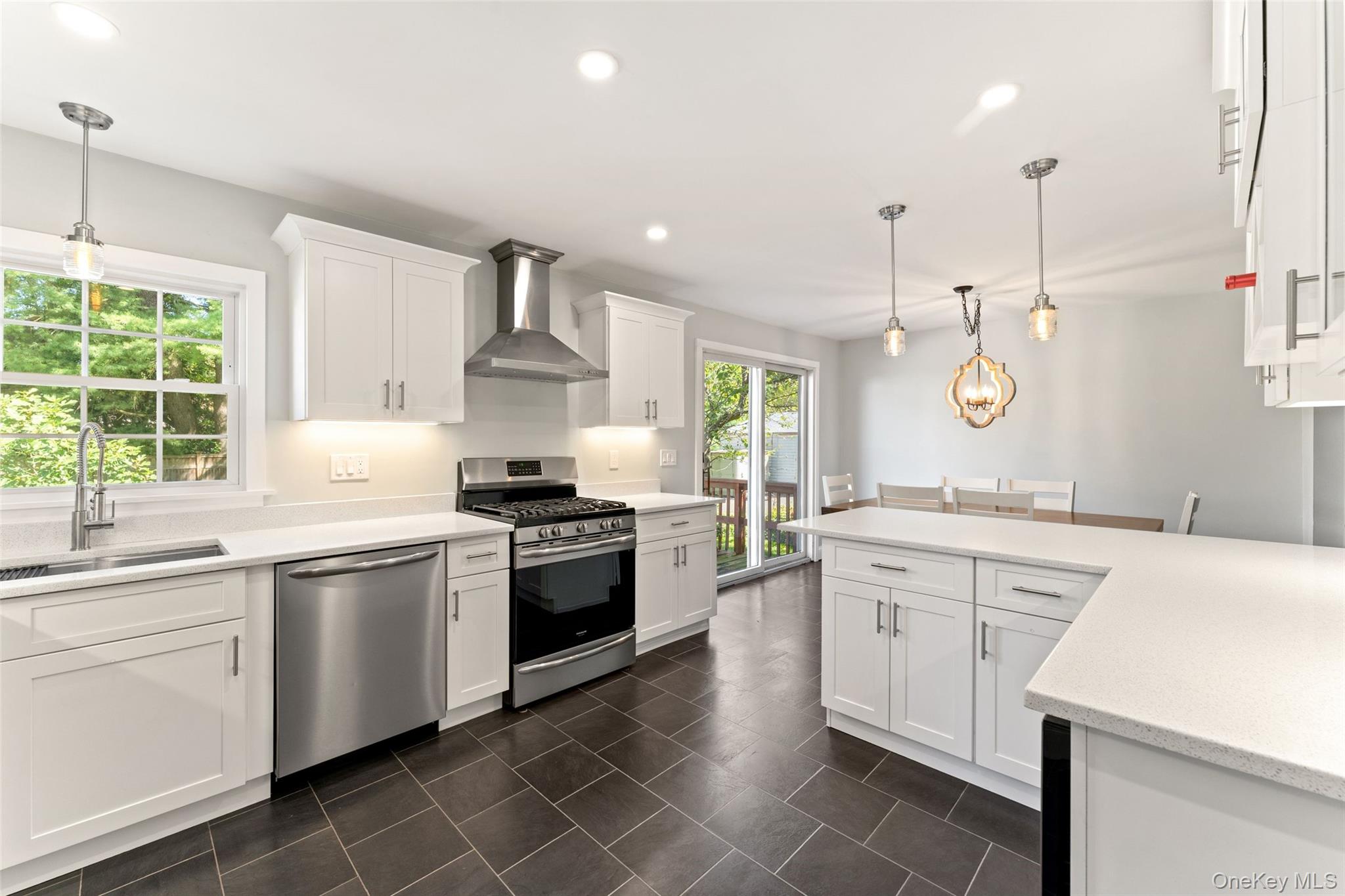 16 Bryn Mawr Parkway, Bronxville, NY 10708