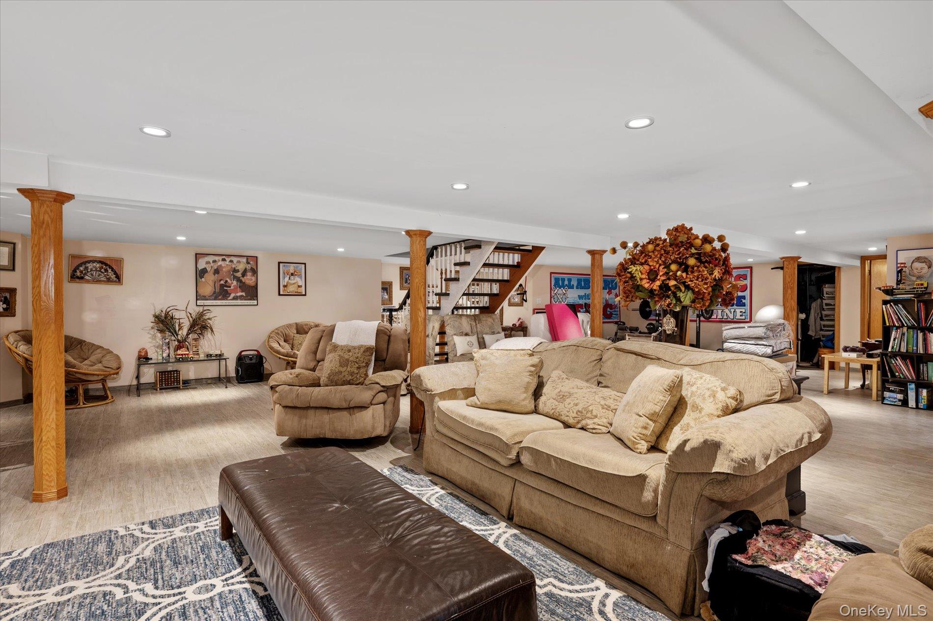 1361 Boxwood Drive E, Hewlett Harbor, NY 11557