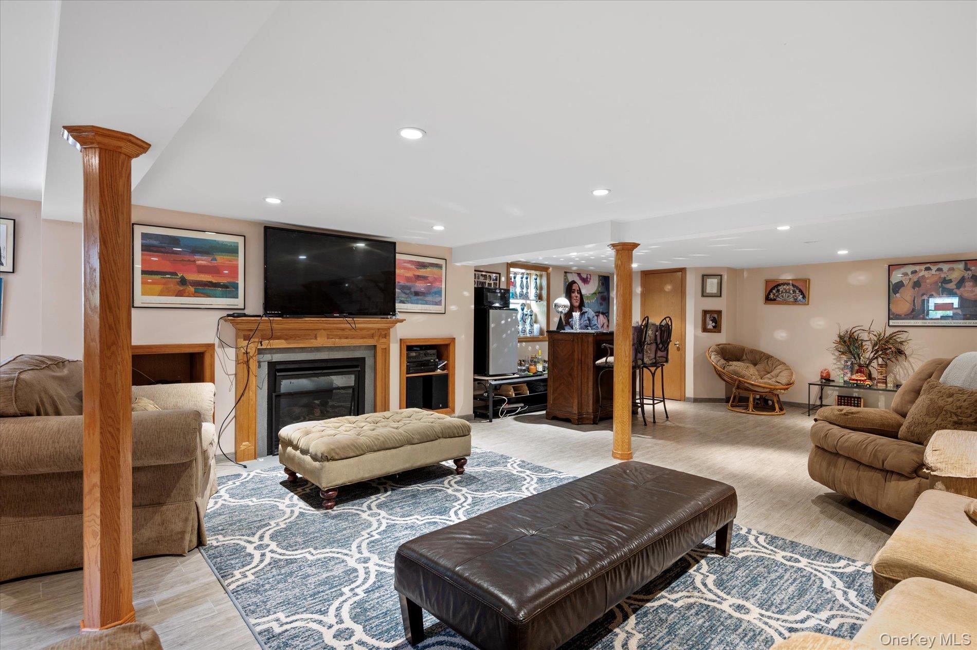 1361 Boxwood Drive E, Hewlett Harbor, NY 11557