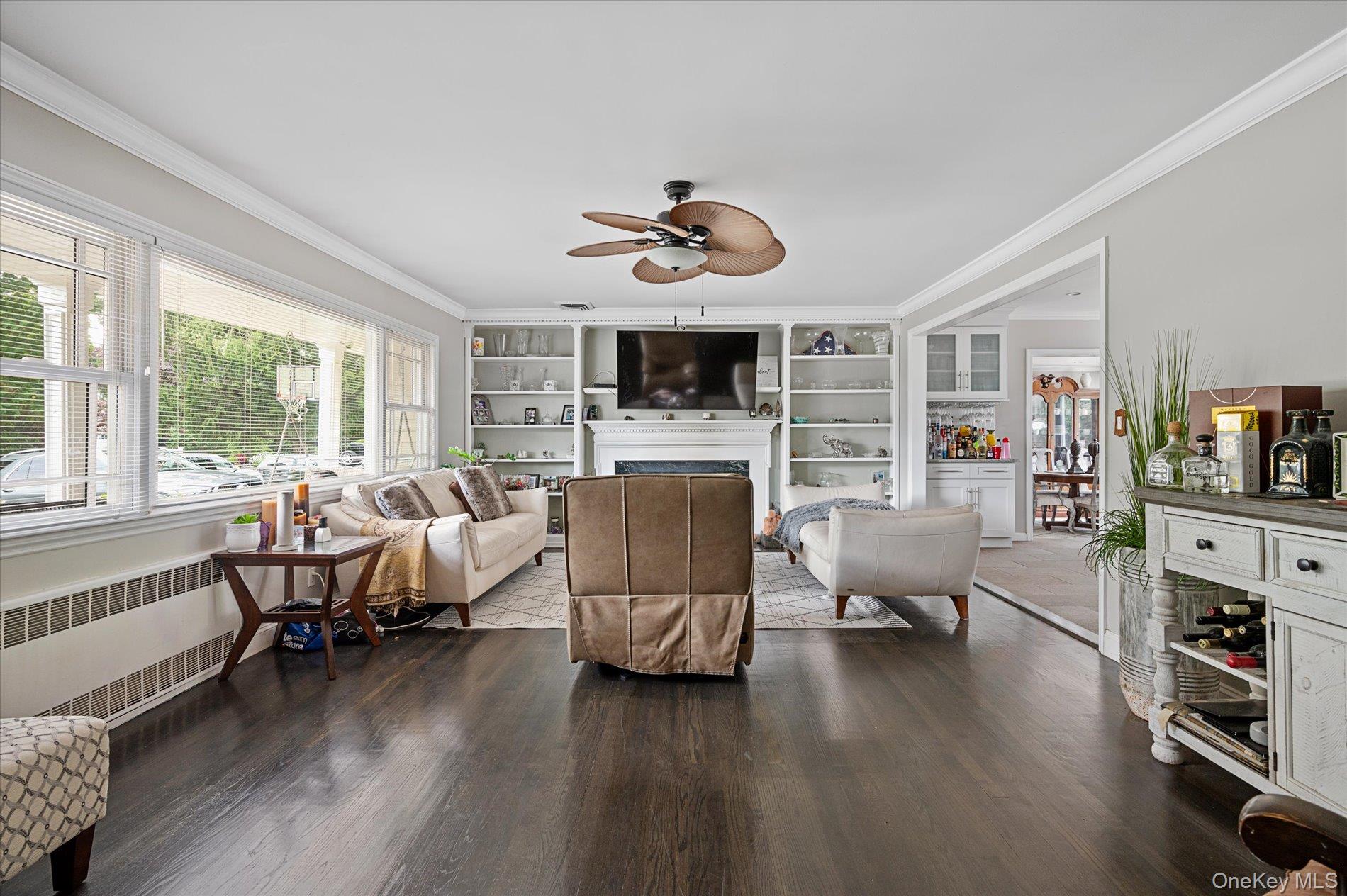 1361 Boxwood Drive E, Hewlett Harbor, NY 11557