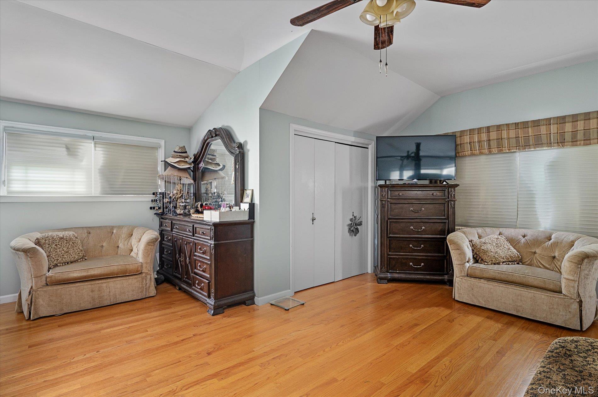 1361 Boxwood Drive E, Hewlett Harbor, NY 11557