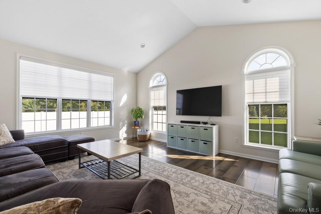 58 Pitcher Road, Hopewell Junction, NY 12533