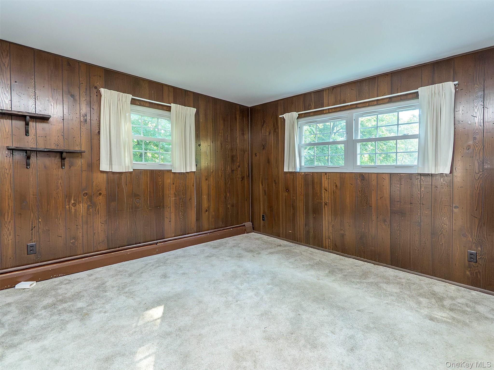 7 Locust Street, Glen Head, NY 11545