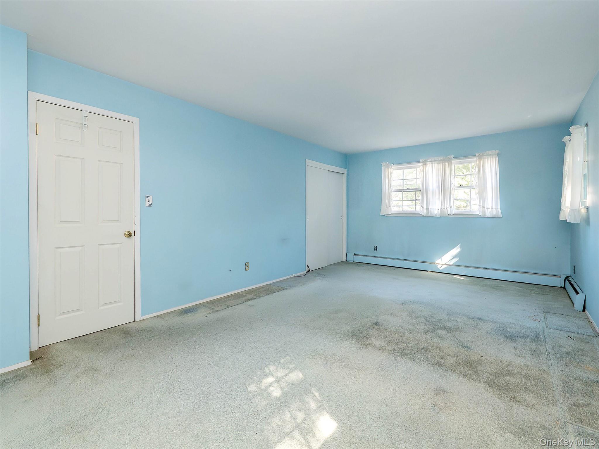 7 Locust Street, Glen Head, NY 11545