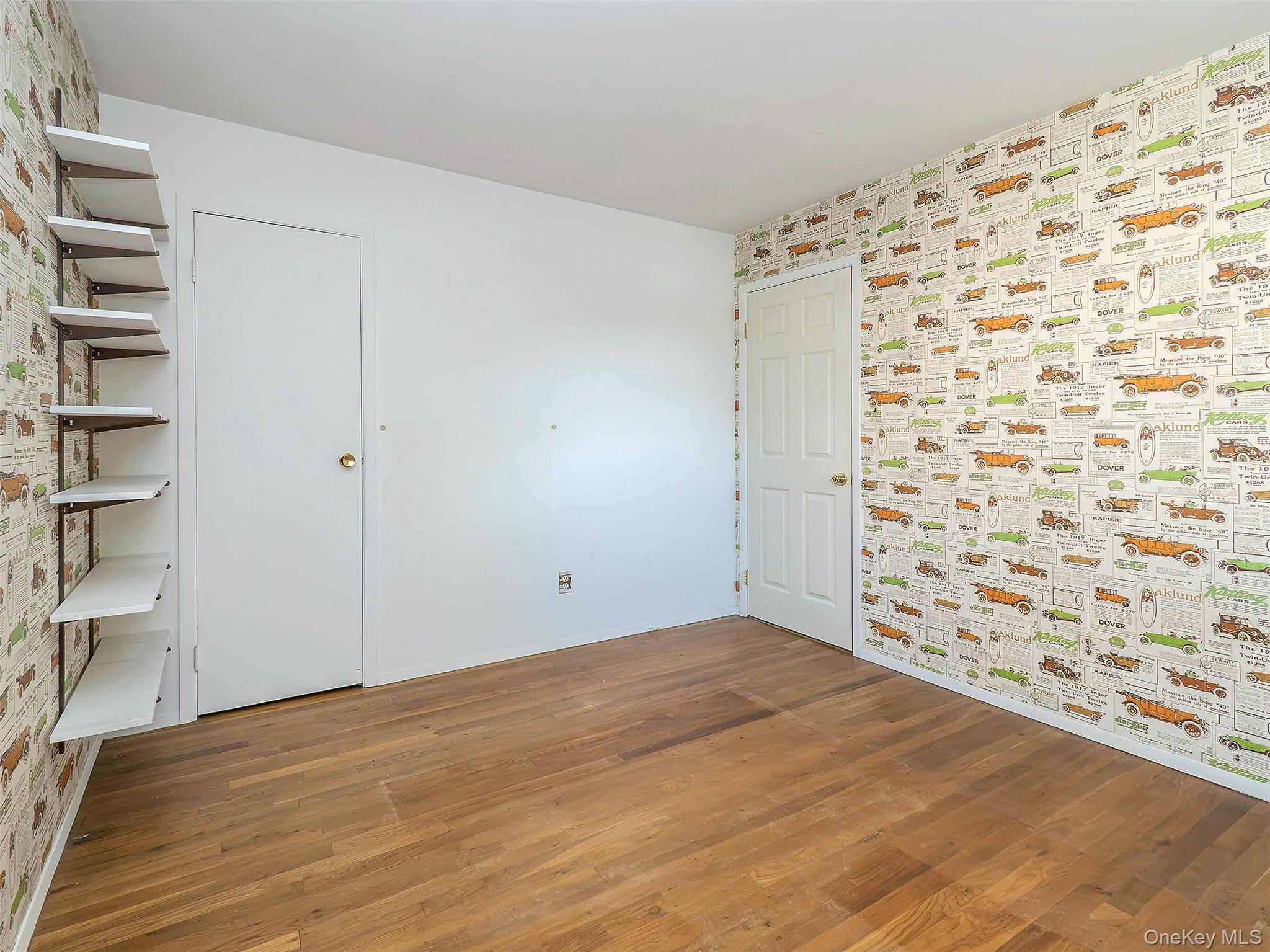 7 Locust Street, Glen Head, NY 11545