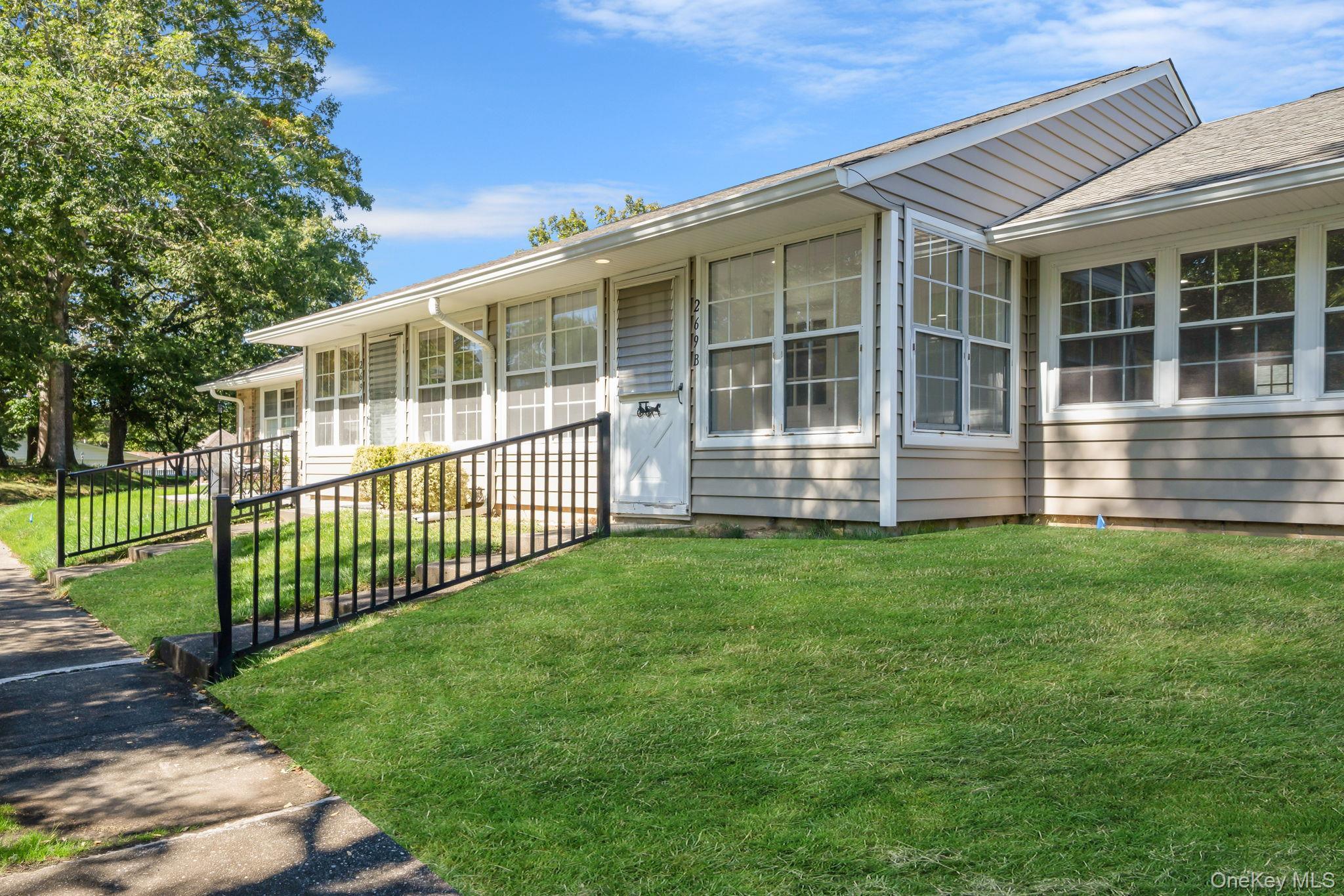 269 Berwick Court # B, Ridge, NY 11961