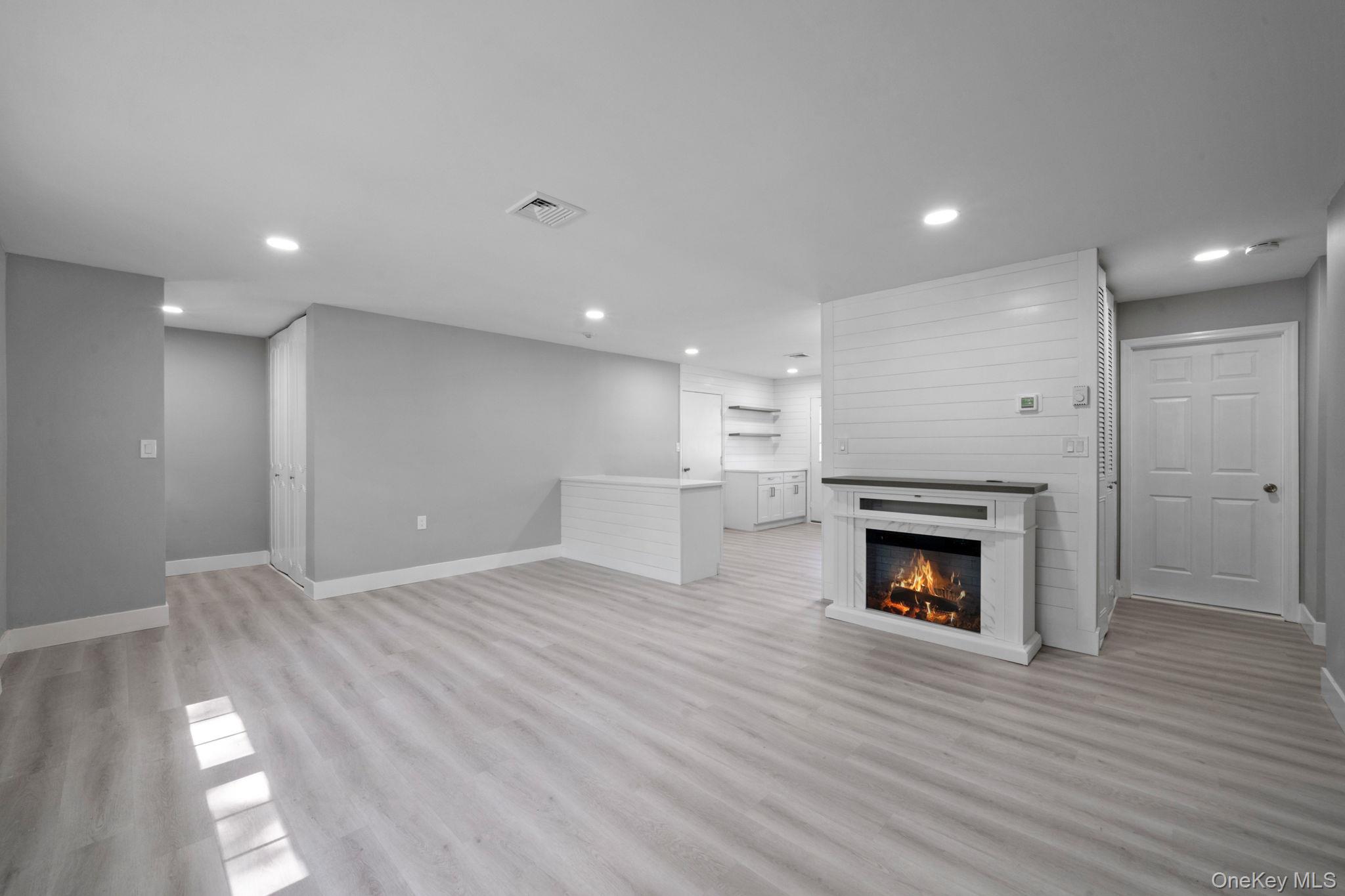 269 Berwick Court # B, Ridge, NY 11961