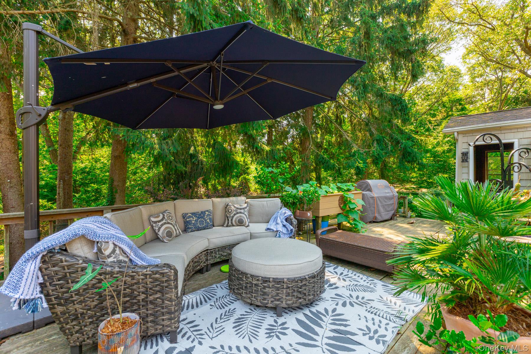 11 Williamsburg Drive, Fort Salonga, NY 11768