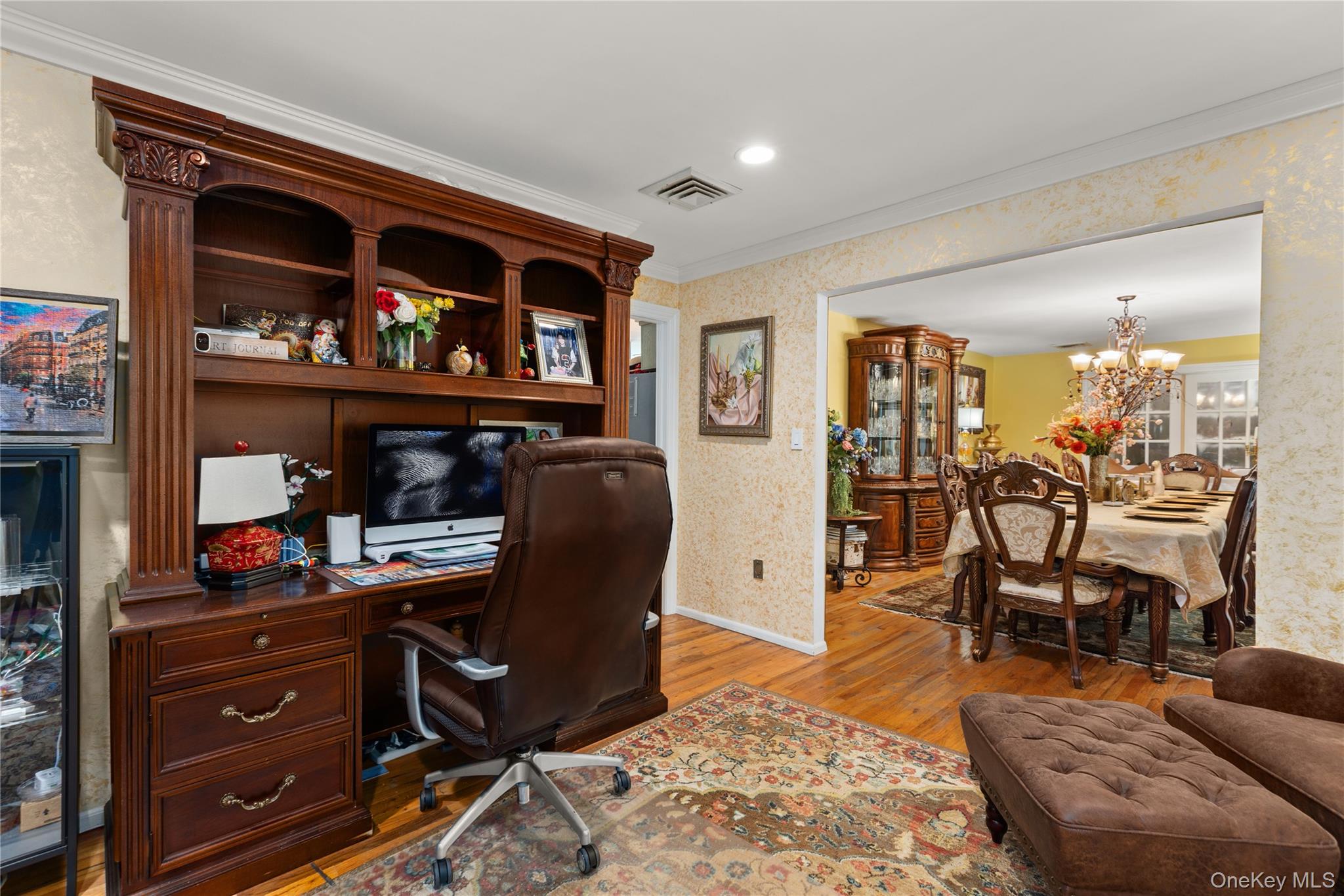 11 Williamsburg Drive, Fort Salonga, NY 11768