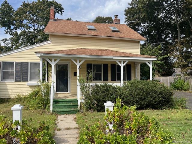 47 Henry Street, Sayville, NY 11782