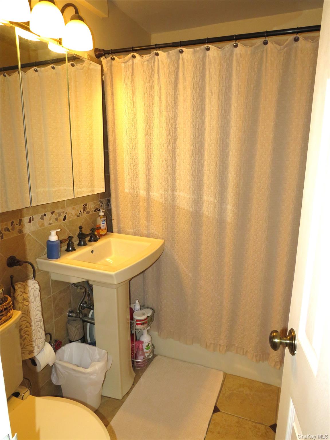 33 Barker Avenue # 5G, White Plains, NY 10601