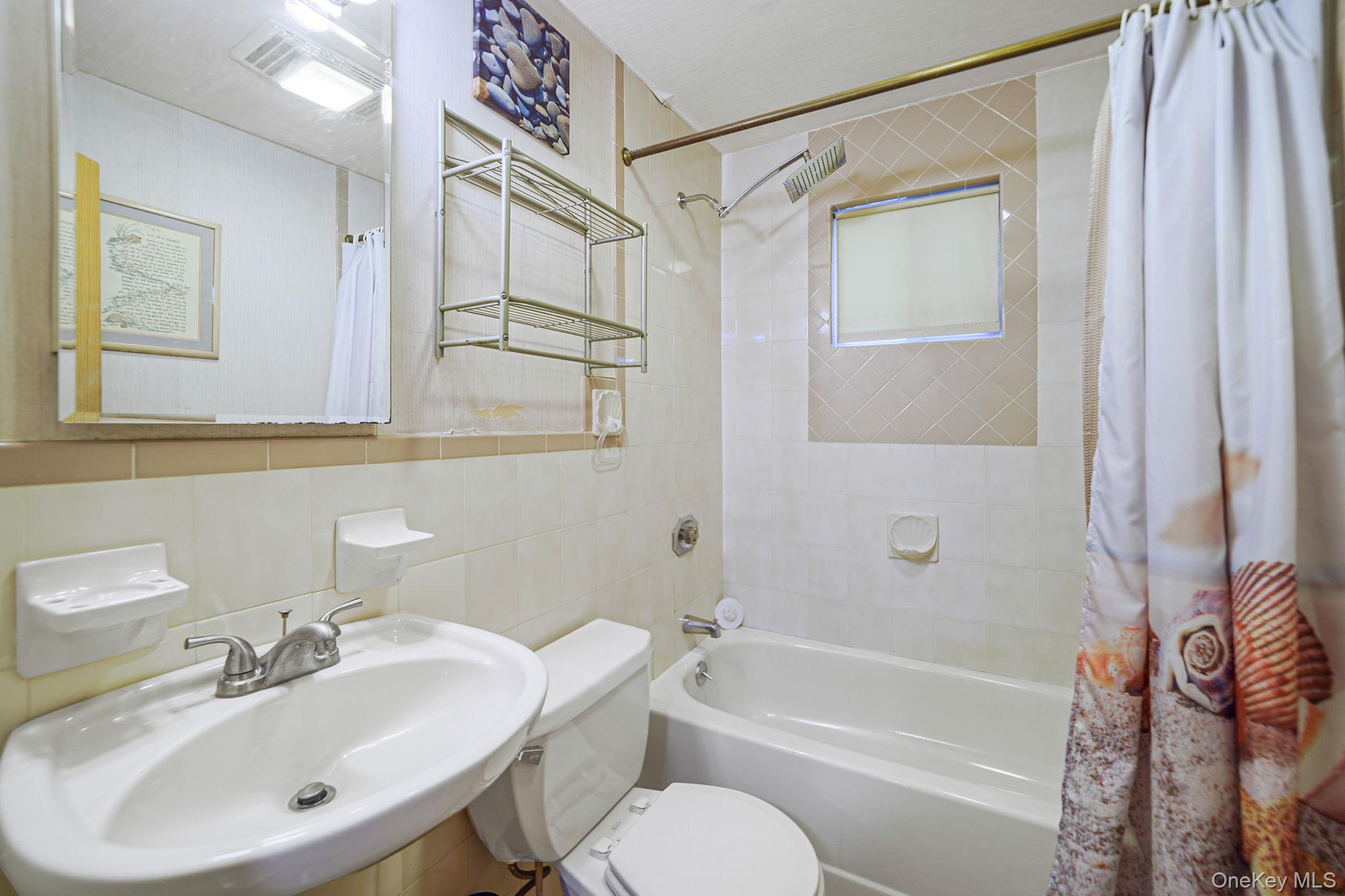 29 Diana Road, Rocky Point, NY 11778