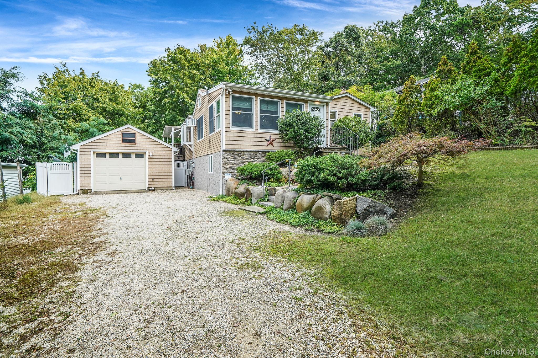 29 Diana Road, Rocky Point, NY 11778