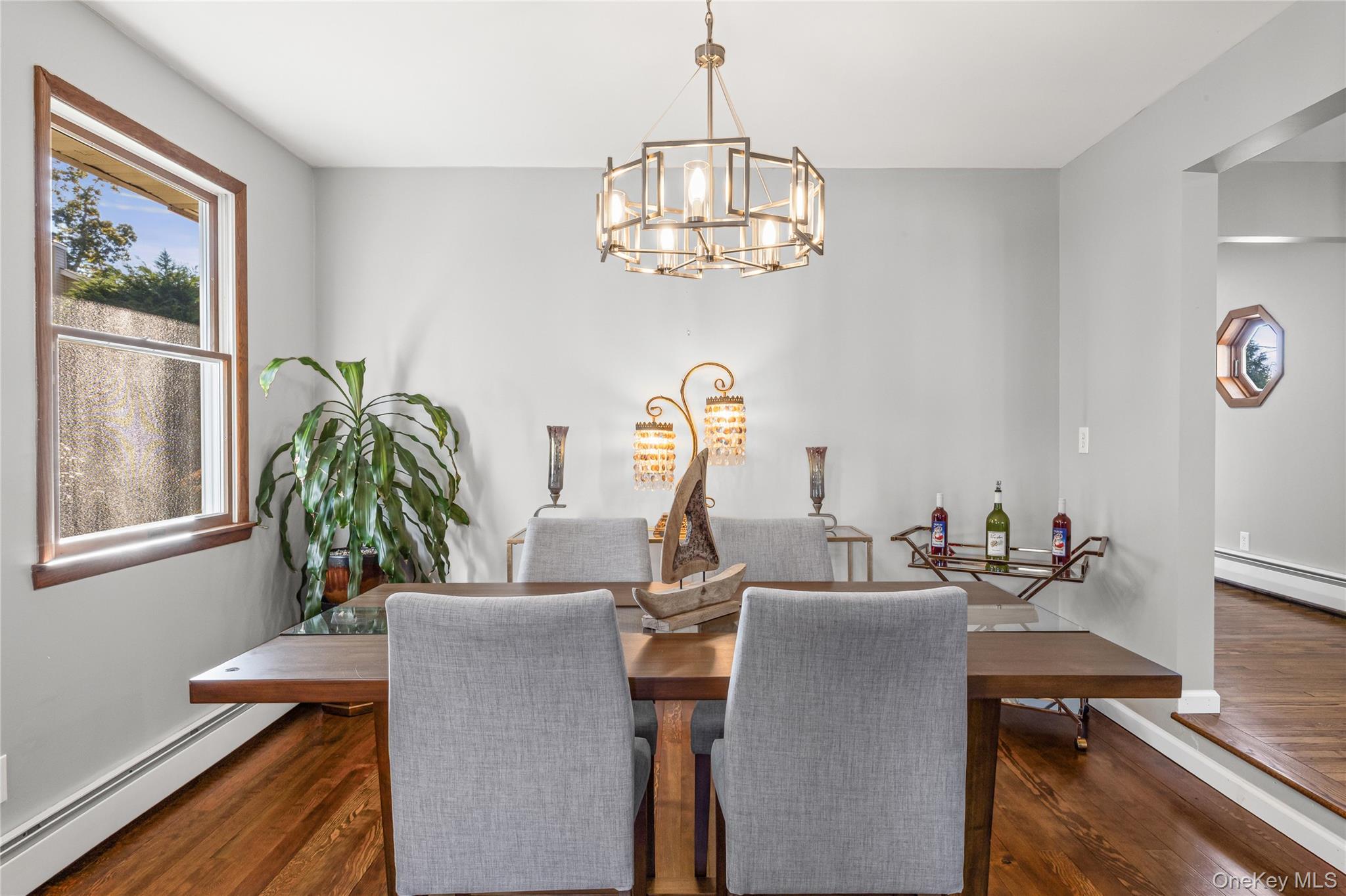 10 S Old Neck Road, Center Moriches, NY 11934