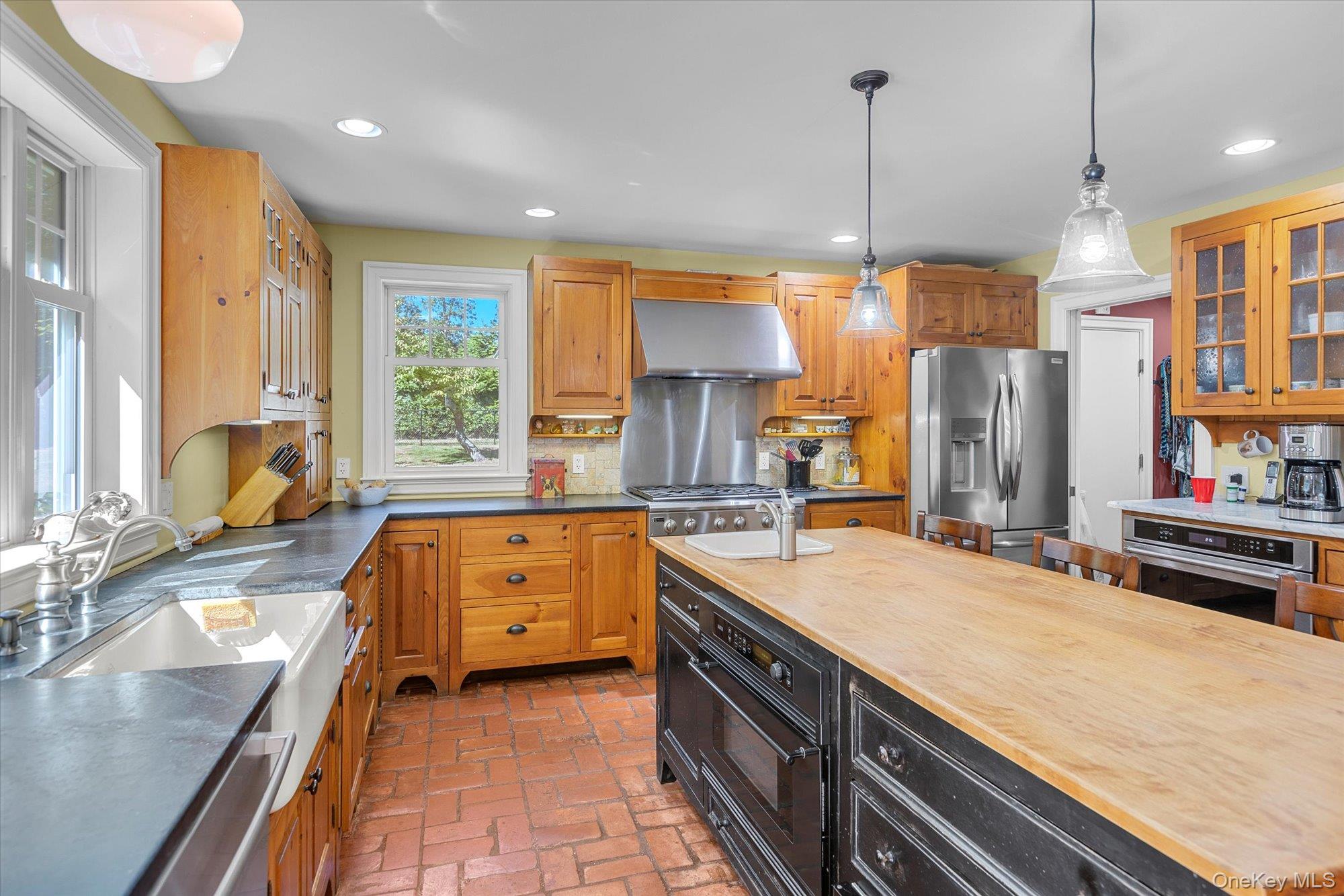 29 Bayberry Road, Wading River, NY 11792