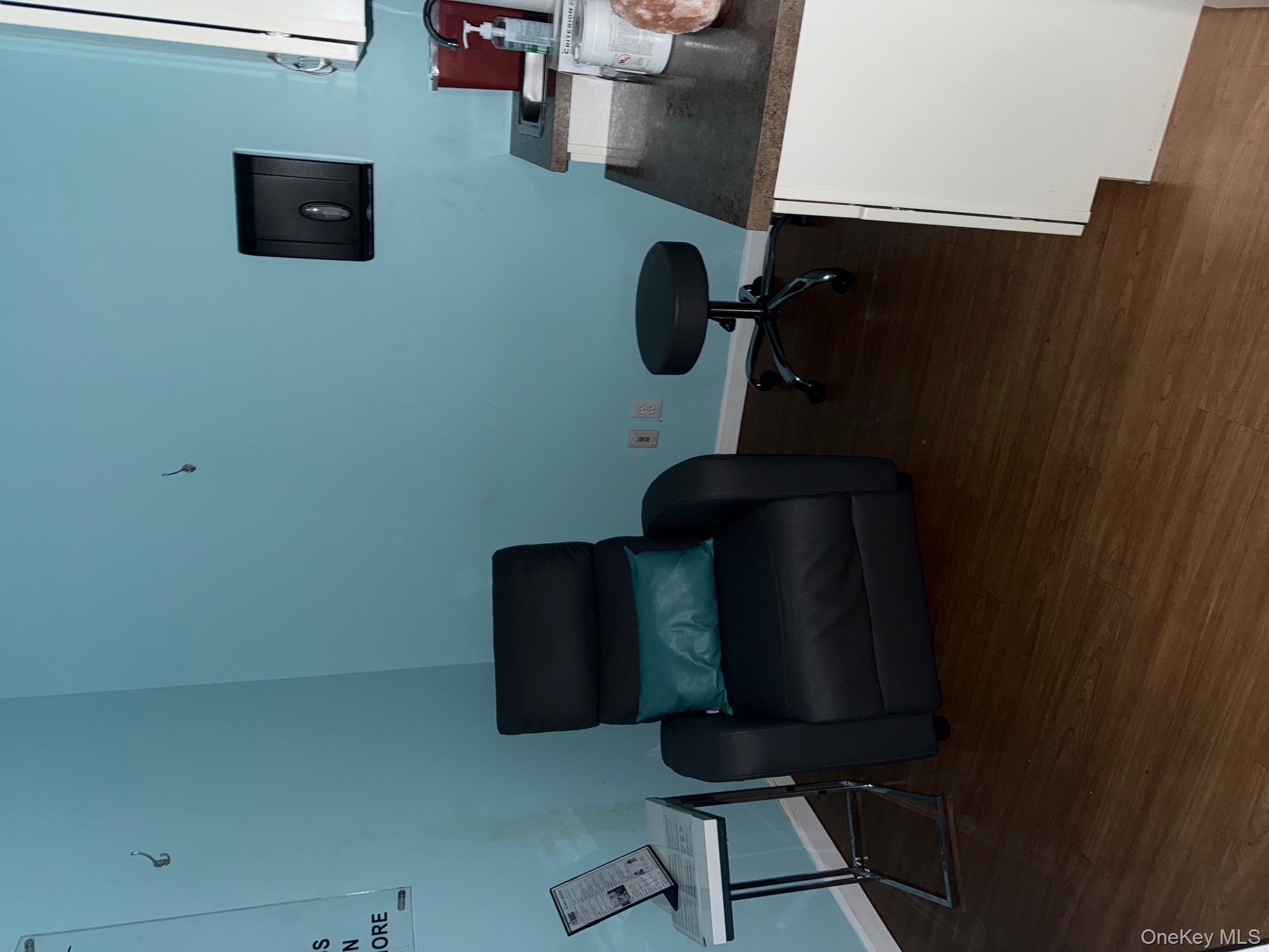 351 Fort Salonga Road, Northport, NY 11768