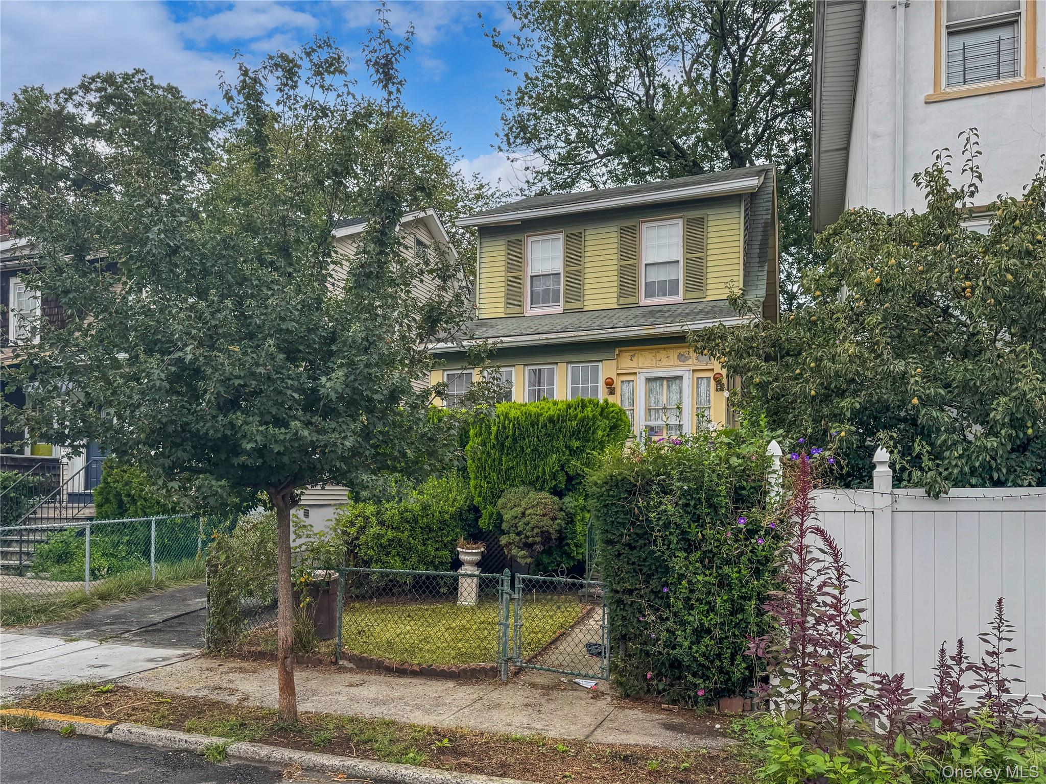 2123 Garrett Place, Bronx, NY 10466