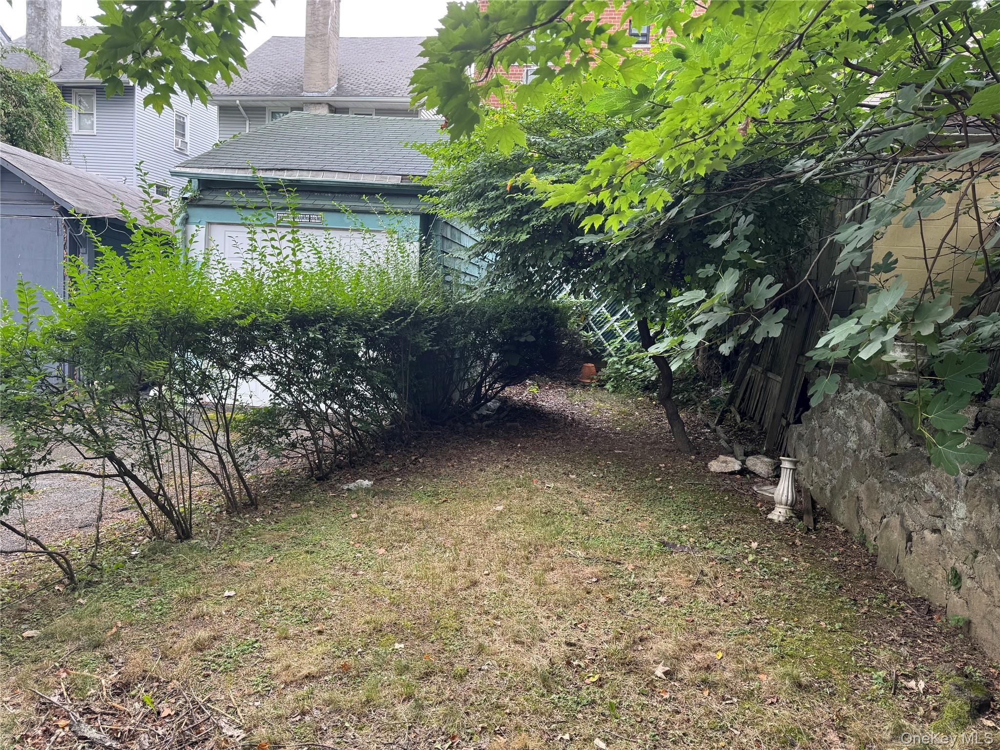 2123 Garrett Place, Bronx, NY 10466