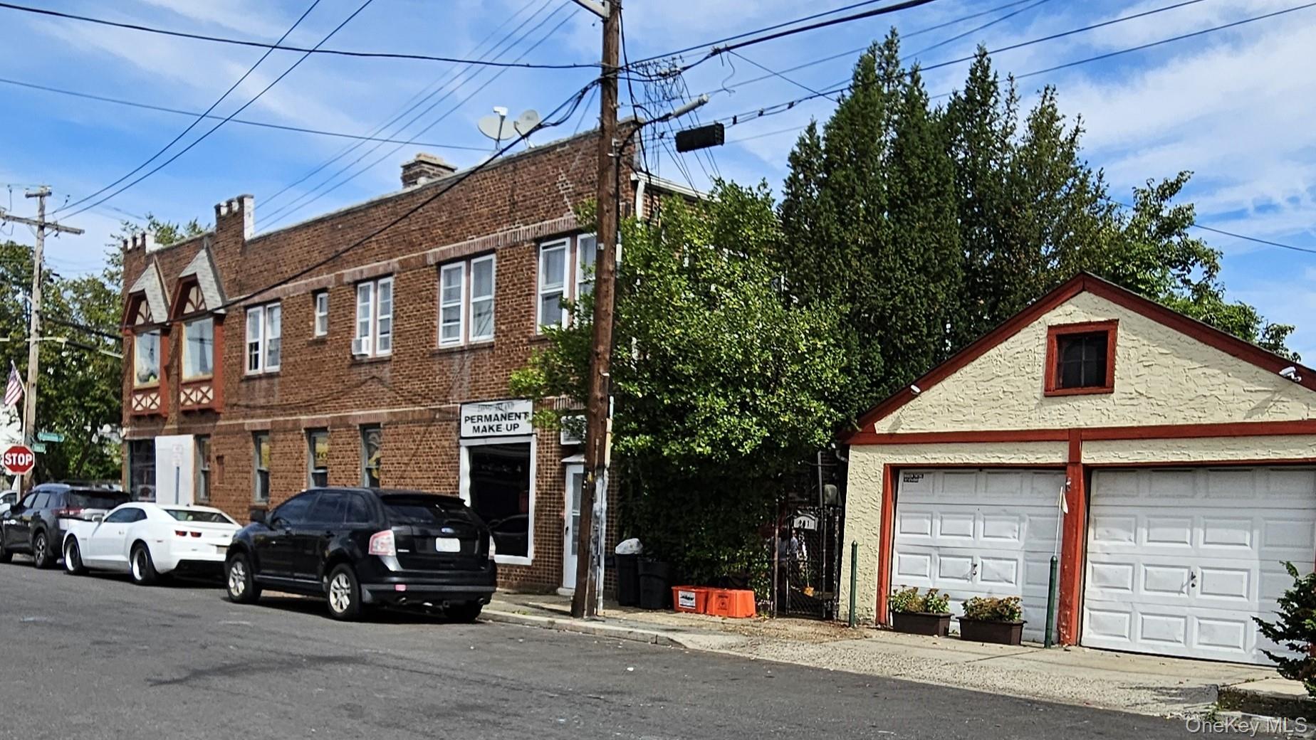 352 Hempstead Avenue, West Hempstead, NY 11552