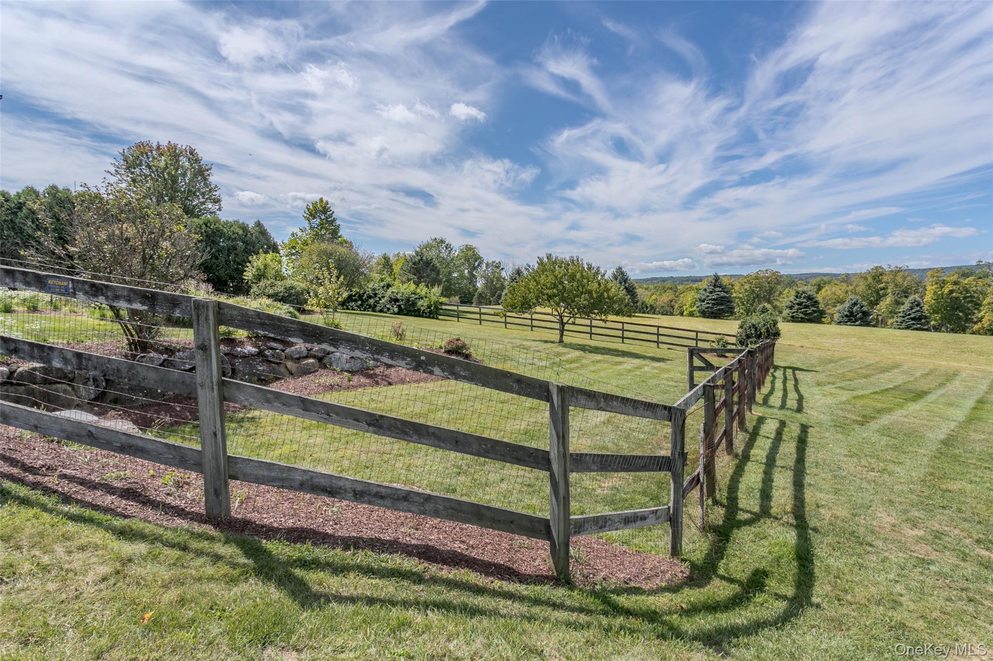 94 Prices Switch Road, Warwick, NY 10990