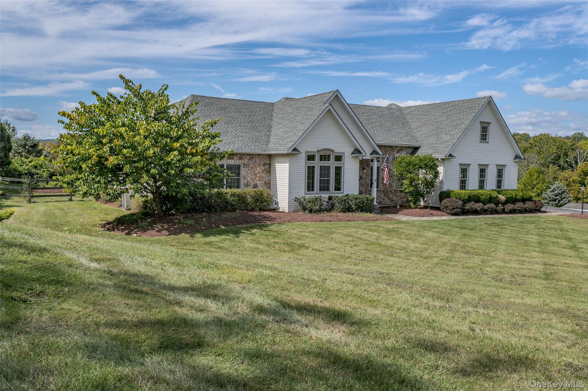 94 Prices Switch Road, Warwick, NY 10990