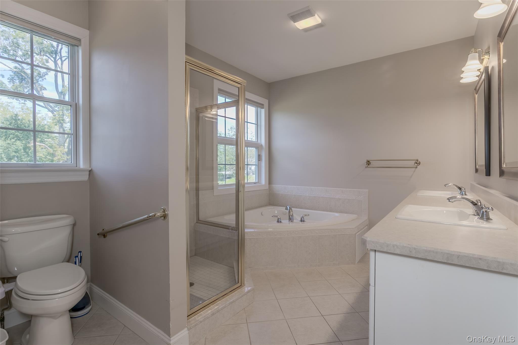 94 Prices Switch Road, Warwick, NY 10990