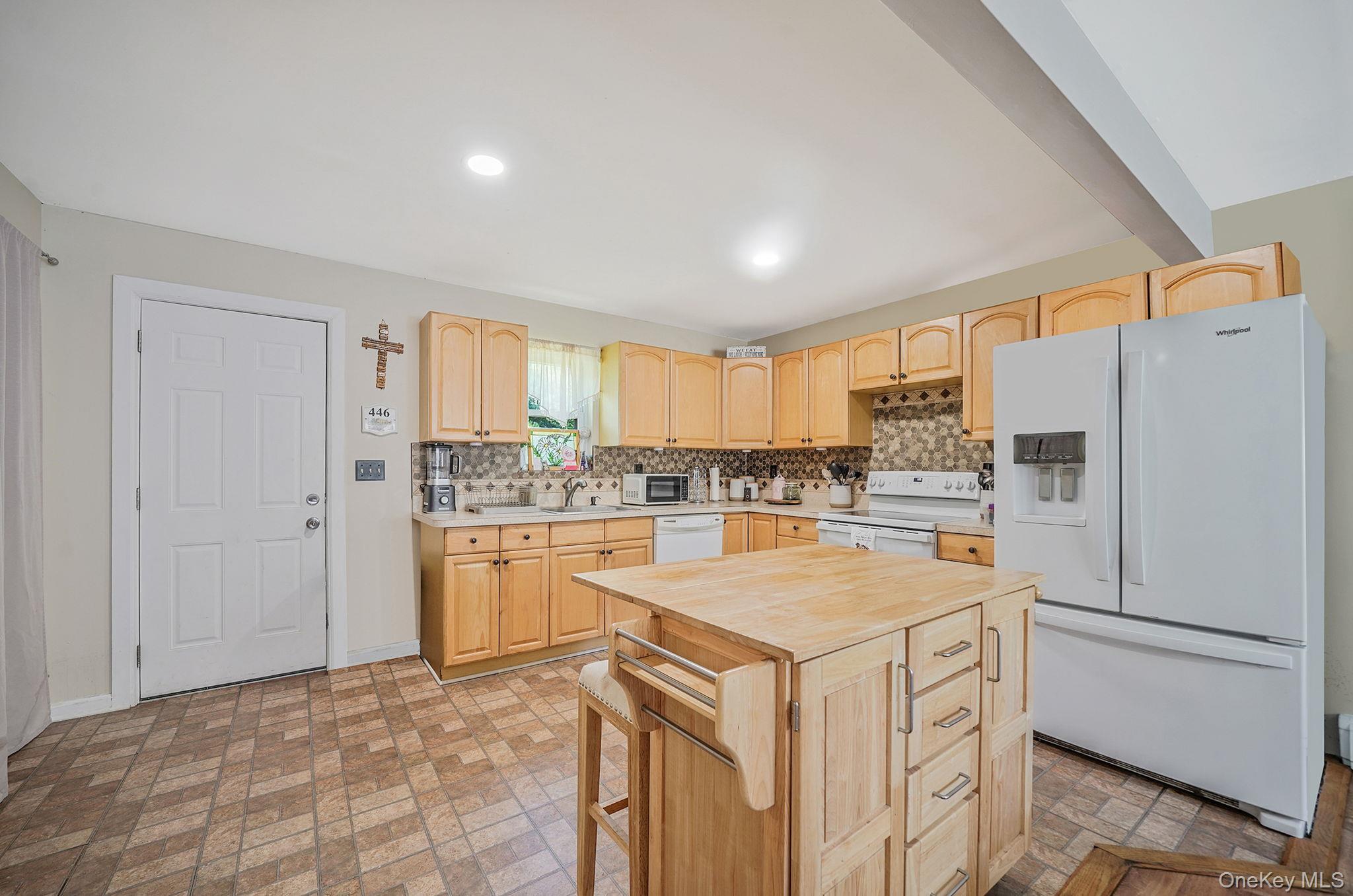 35 Maple Avenue, Bellport, NY 11713