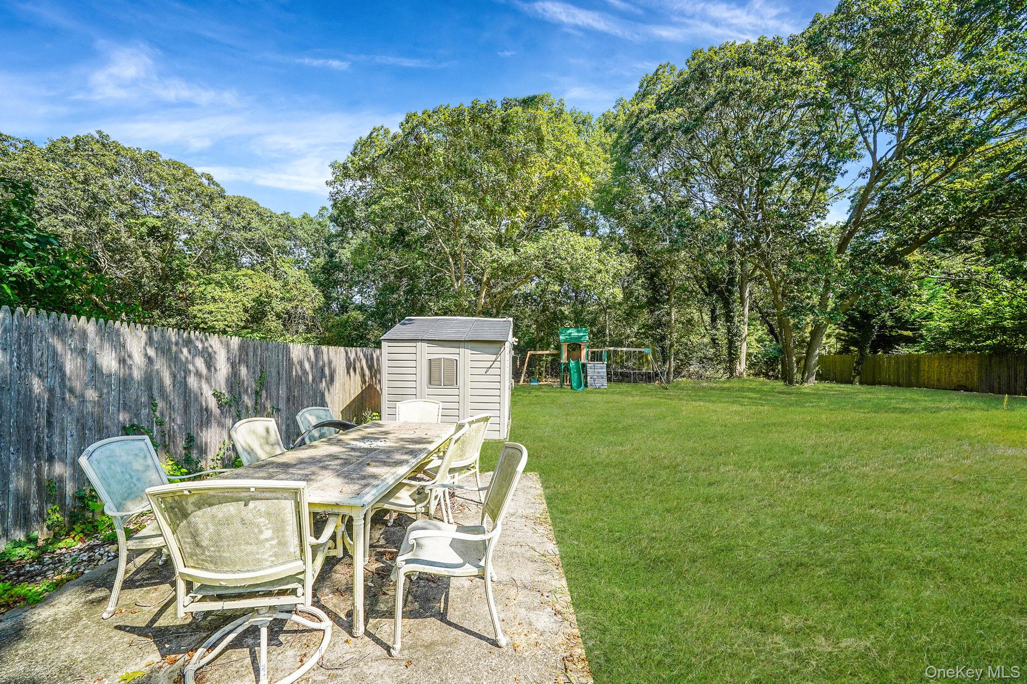 35 Maple Avenue, Bellport, NY 11713