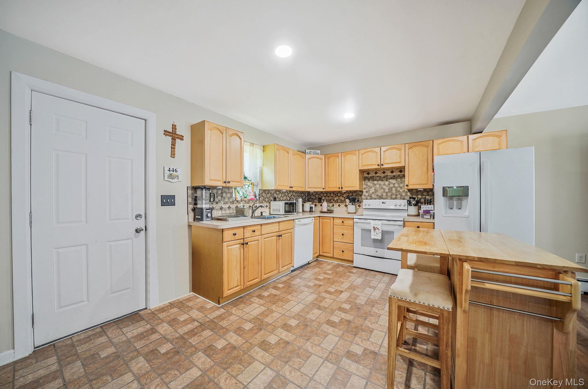 35 Maple Avenue, Bellport, NY 11713