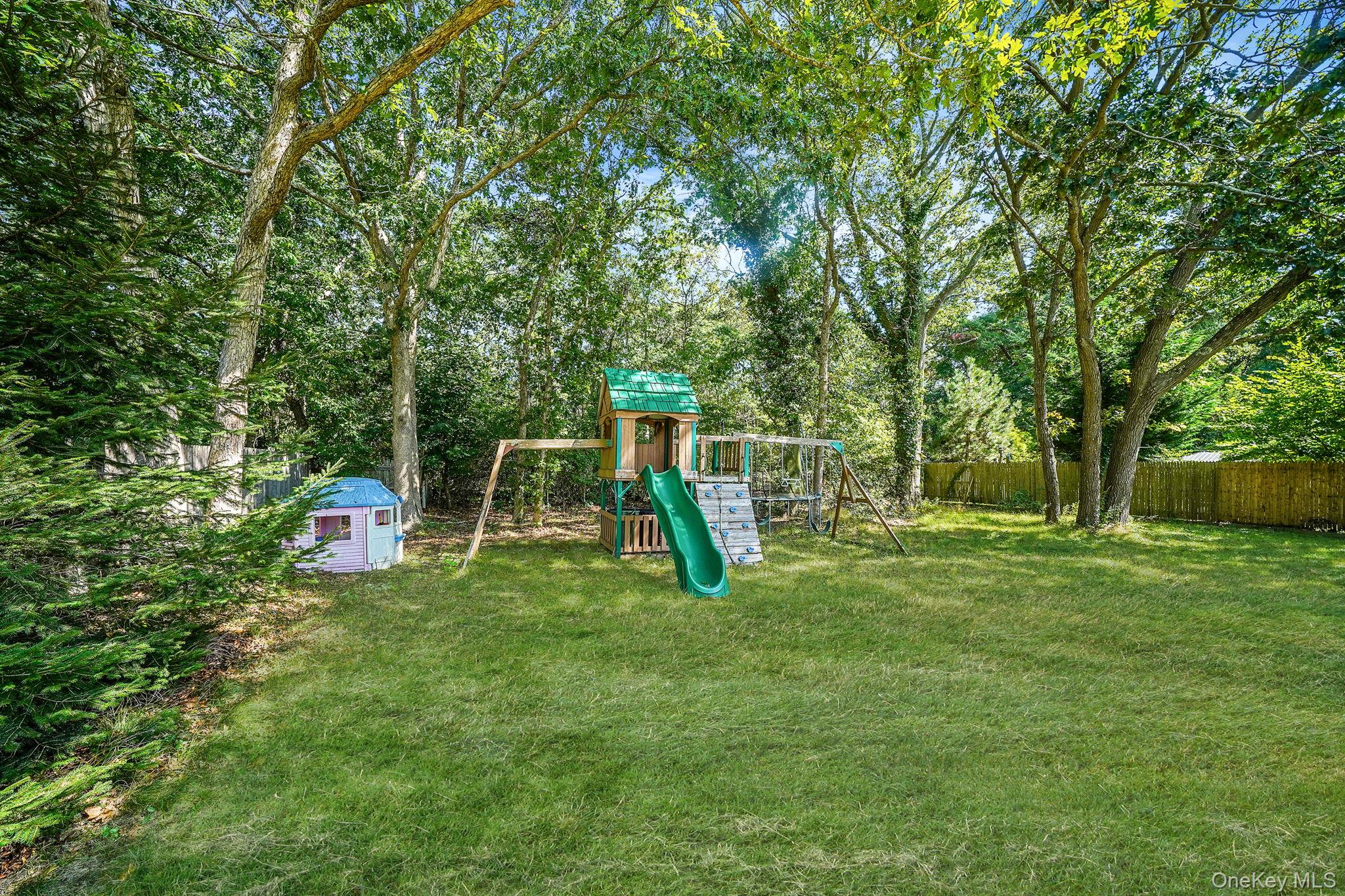 35 Maple Avenue, Bellport, NY 11713